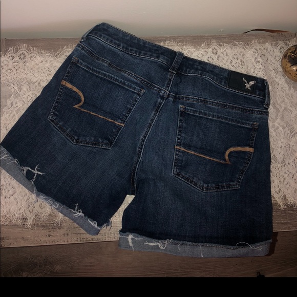 Too small - Picture 2 of 2